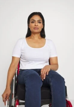 Anna Field T-Shirt Basic - White -Anna Field 21540b4bd0154b32ba21619ab7a77884