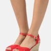 Anna Field Sandalen Met Sleehak - Red