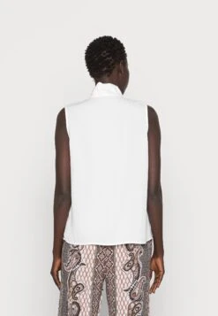 Anna Field Top - White 7 Anna Field Top - White -Anna Field 2d2a4ee5f8844aaeba2a27eddbf569a0