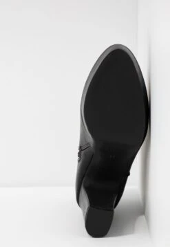 Anna Field Enkellaarsjes Met Hoge Hak - Black 13 Anna Field Enkellaarsjes Met Hoge Hak - Black -Anna Field 332781b121fb435ea8e45b02e32b8ac2