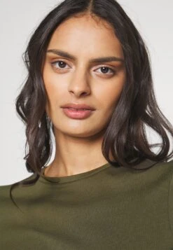 Anna Field T-Shirt Basic - Khaki -Anna Field 339d0b31729743e8b870bdd9f335ed3a