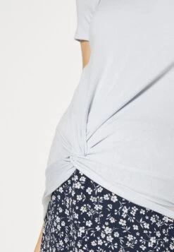 T-Shirt Basic - Light Blue 11 T-Shirt Basic - Light Blue -Anna Field 33ecb5acd9c64812b9a2e1fa813ce149