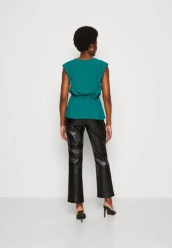 Anna Field Top - Green -Anna Field 39f017b69191489e8d5602b57e5e3854