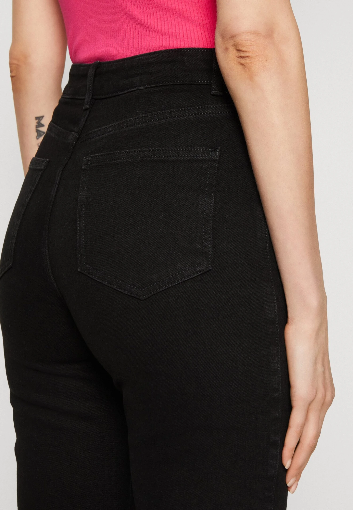 Anna Field Straight Leg Jeans - Black Denim 4 Anna Field Straight Leg Jeans - Black Denim - Afbeelding 4