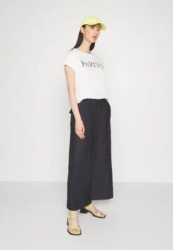 Anna Field T-Shirt Print - Off-White -Anna Field 54918094c9354f5a87f040578d95e2f8