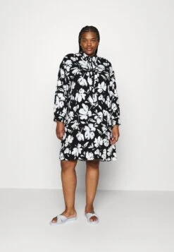 Blousejurk -Black/White