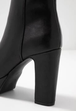 Anna Field Enkellaarsjes Met Hoge Hak - Black 9 Anna Field Enkellaarsjes Met Hoge Hak - Black -Anna Field 6f3444a6e01e46f1bcbf4ce977f92f9a