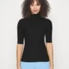 Slim Turtleneck Half Sleeves - T-Shirt Basic - Black