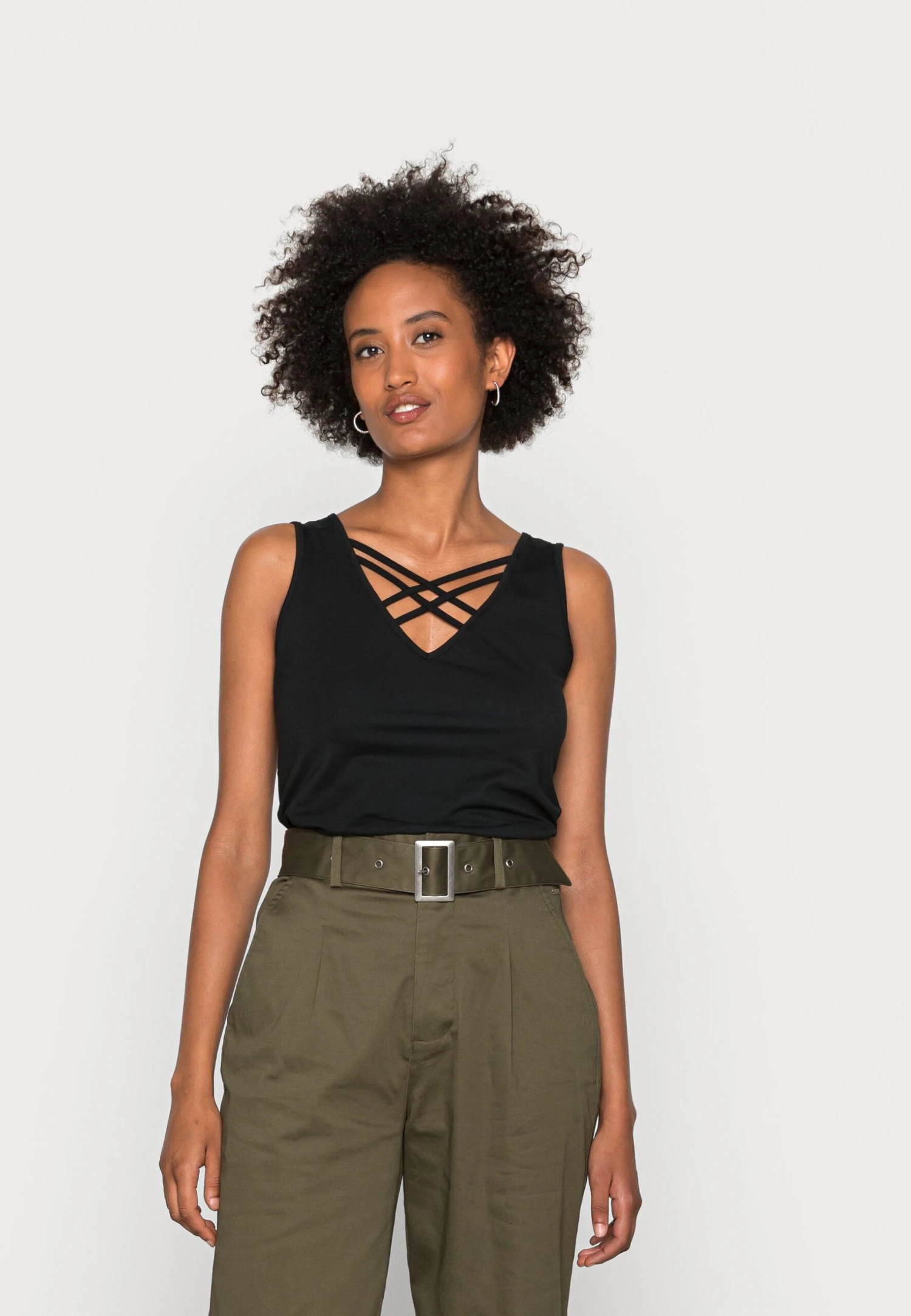 Anna Field Top - Black 1 Anna Field Top - Black