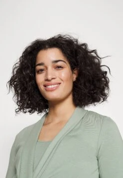 Circ Nursing Wrap Over Long Sleev - Longsleeve - Light Green -Anna Field a08356135a474ab4b7be8fec373cb4fa