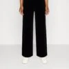 Anna Field VelvetWide Leg Trousers - Broek - Black
