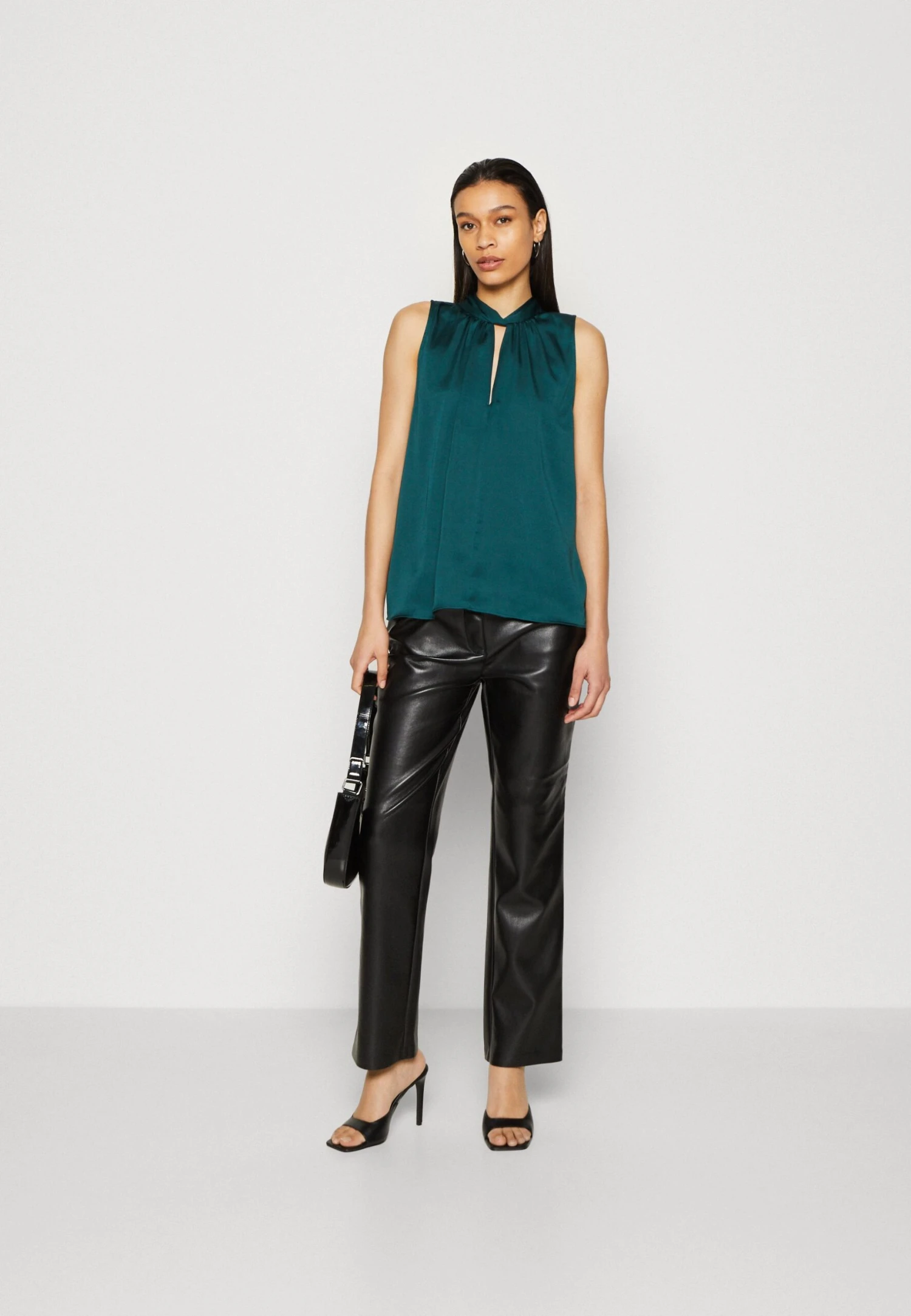 Anna Field Top - Green 2 Anna Field Top - Green - Afbeelding 2